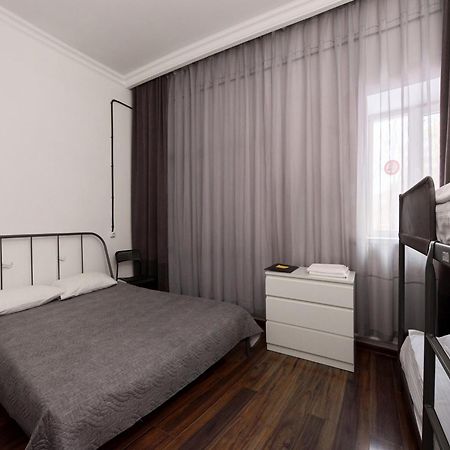 אסטנה Hannah Inn Budget Hotel מראה חיצוני תמונה