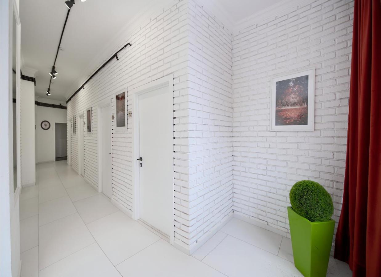אסטנה Hannah Inn Budget Hotel מראה חיצוני תמונה