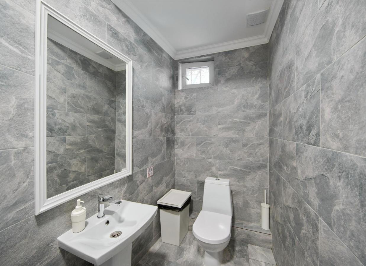 אסטנה Hannah Inn Budget Hotel מראה חיצוני תמונה