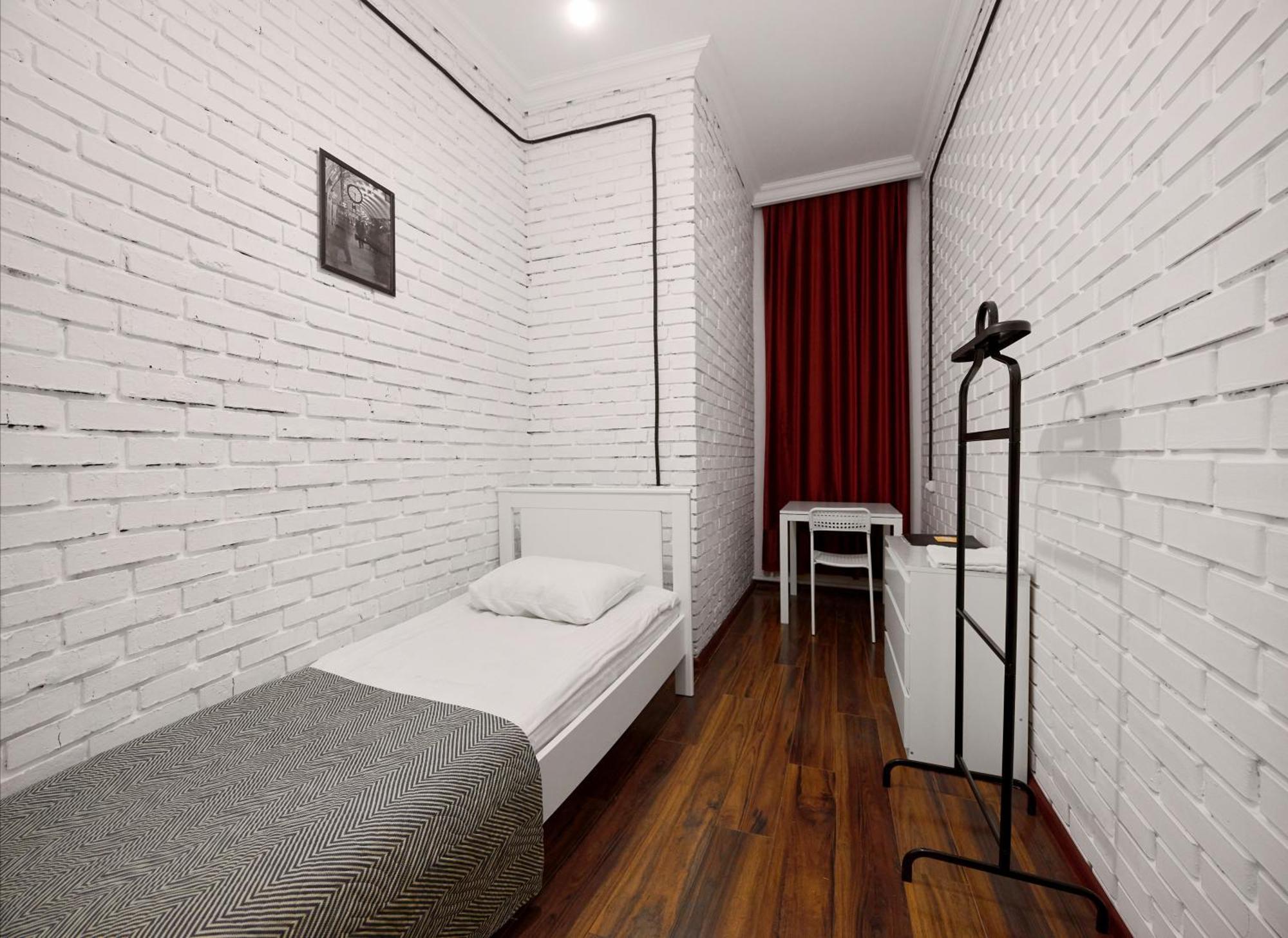 אסטנה Hannah Inn Budget Hotel מראה חיצוני תמונה