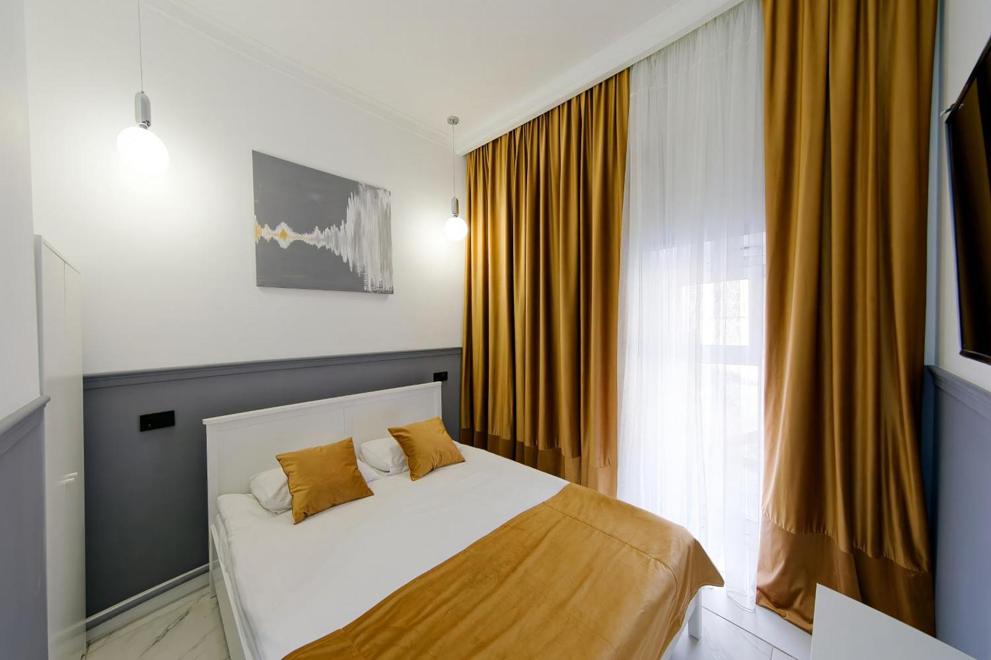אסטנה Hannah Inn Budget Hotel מראה חיצוני תמונה