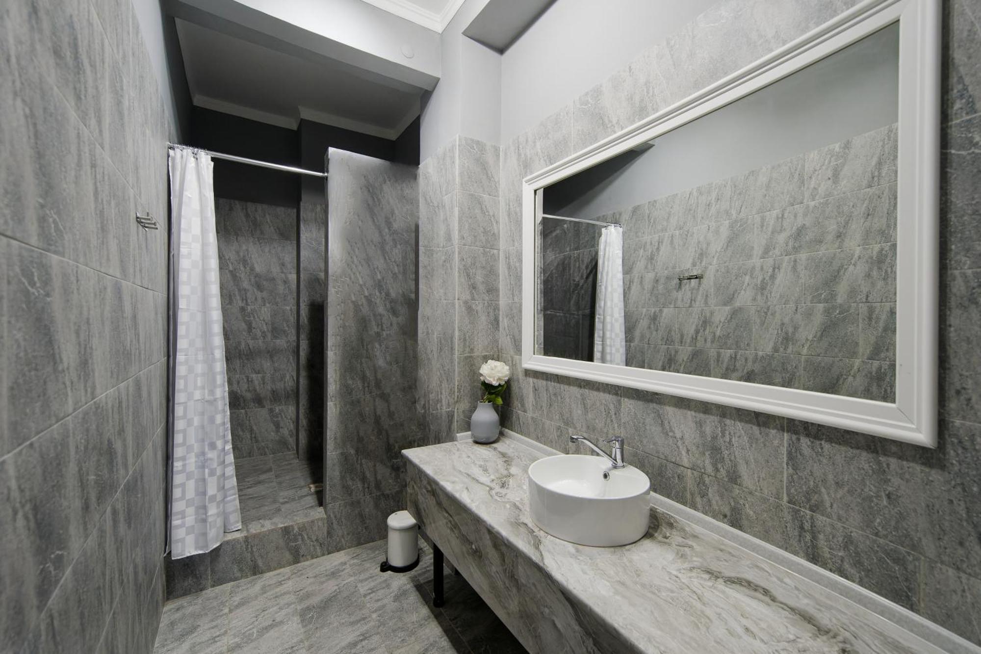 אסטנה Hannah Inn Budget Hotel מראה חיצוני תמונה