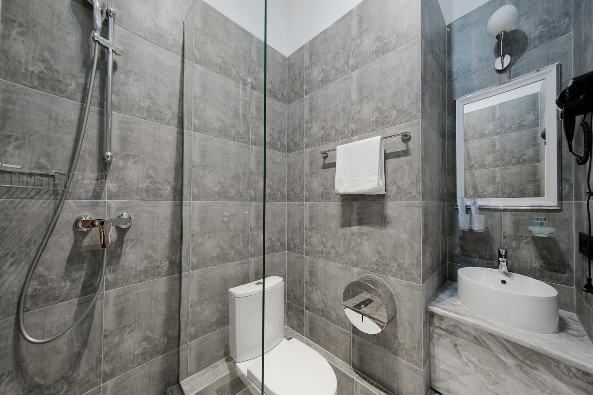 אסטנה Hannah Inn Budget Hotel מראה חיצוני תמונה