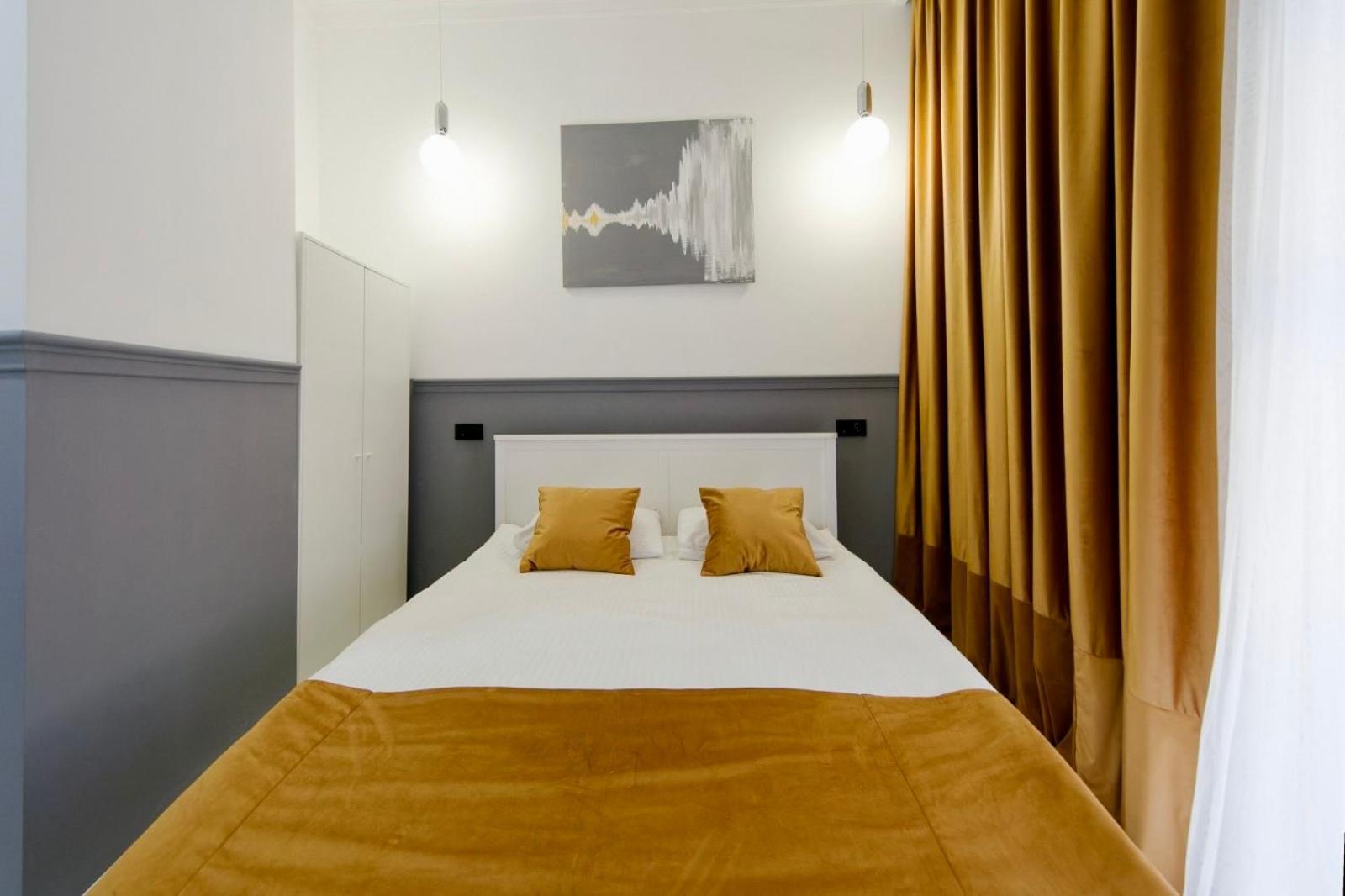 אסטנה Hannah Inn Budget Hotel מראה חיצוני תמונה