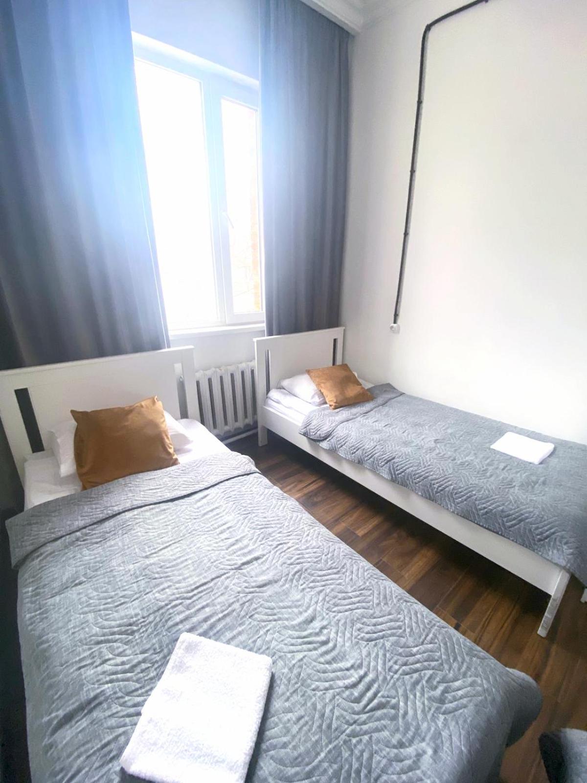 אסטנה Hannah Inn Budget Hotel חדר תמונה